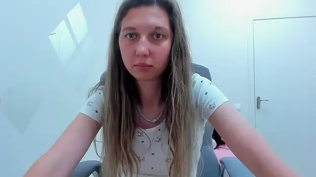 Ellina_Star webcam