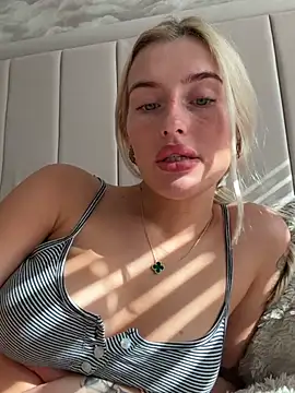 blondetart69 webcam