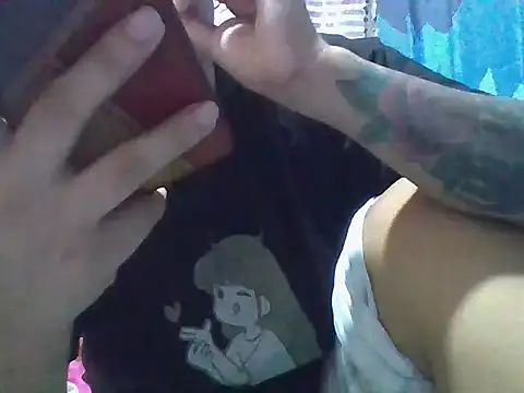 pretty_wild21 webcam