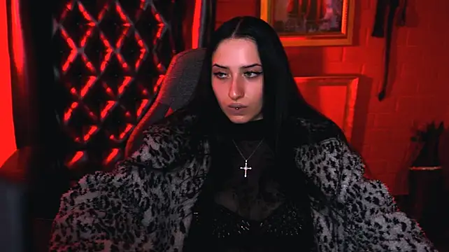 MonicaLowes webcam