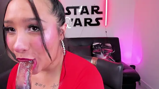 miss_danika webcam