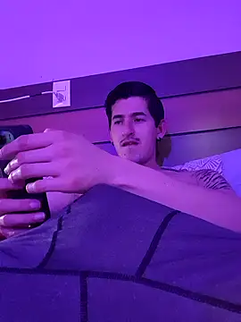 cheekyboyx webcam