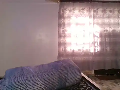 Petitedoll01 webcam