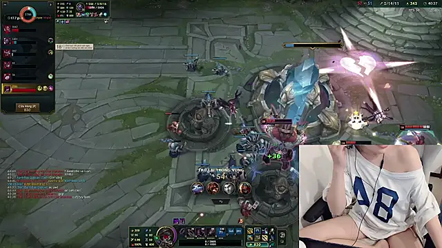 Ember2k live sex cam