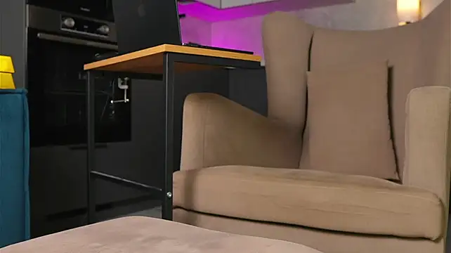 Yourfreebird webcam