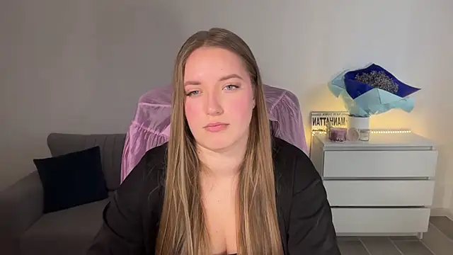 EvaMaddison webcam