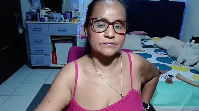 pervert_mommy_ live cam preview