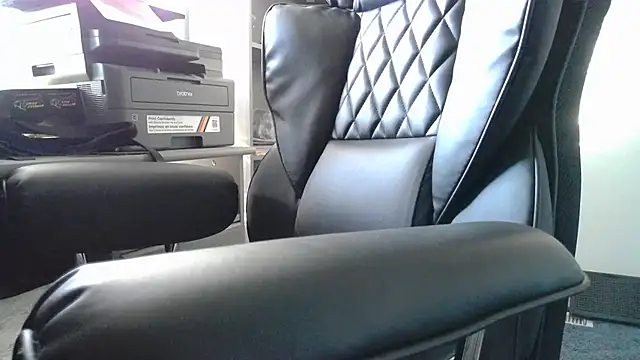 TrevorSteele webcam