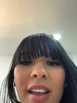 BrendaCrean live sex cam