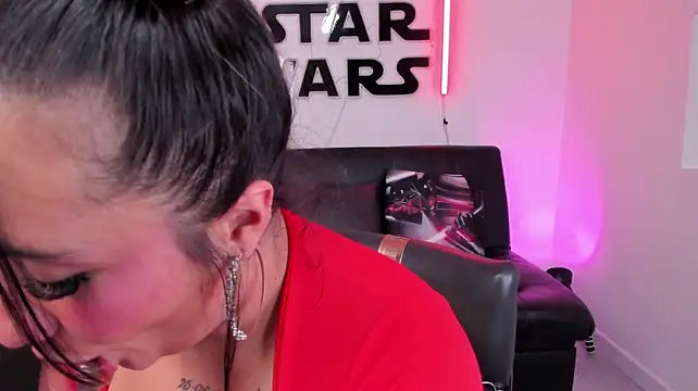 miss_danika webcam