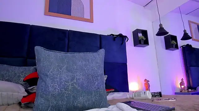 april_jones05 live cam preview