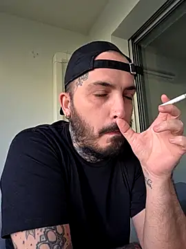 MrBearTattooX live cam on StripChat