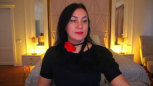 VelvetLuck webcam