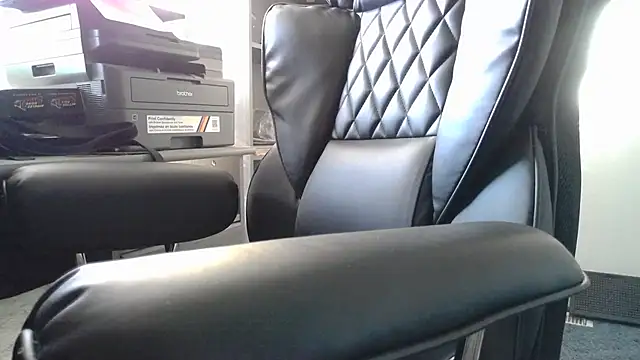 TrevorSteele webcam