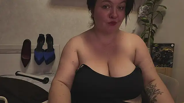 Fluffy_Puffy live cam preview