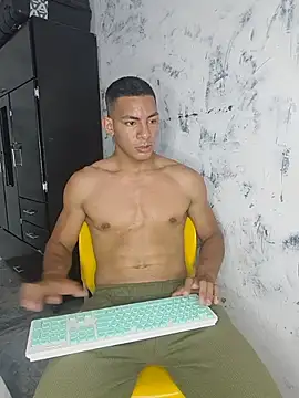 SantiHardXL