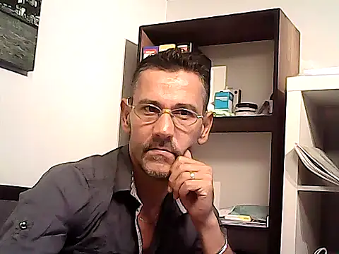 mastercharisma35 webcam