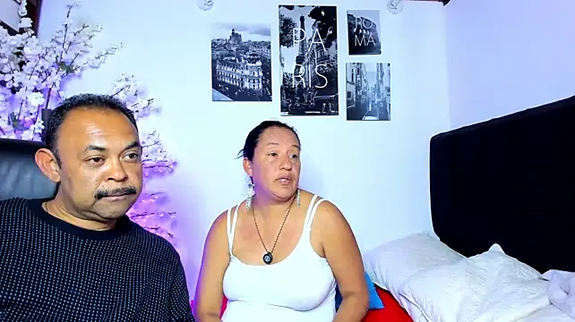 John_n_Kate live cam on StripChat
