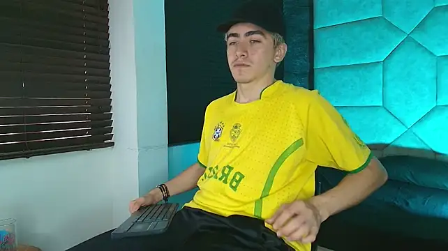 Tyler_Mcrey webcam