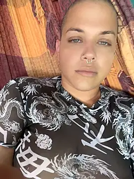 Modelo: alicetgirlbr