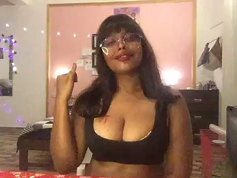 raveena_hot webcam