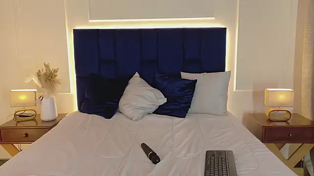 chloe_wilson7 webcam