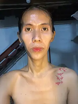 EMIRALDshemale