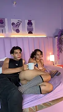 abrilandjulian live cam preview