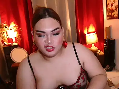 MargaretLim live cam on StripChat