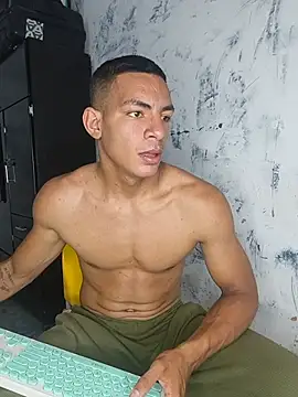 SantiHardXL