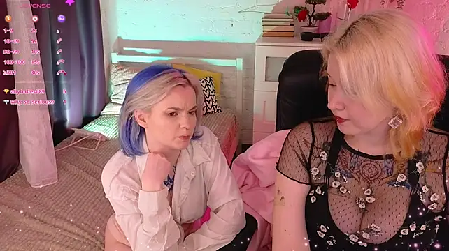 Bluedew live cam on StripChat