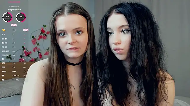CleotildePiel live cam on StripChat