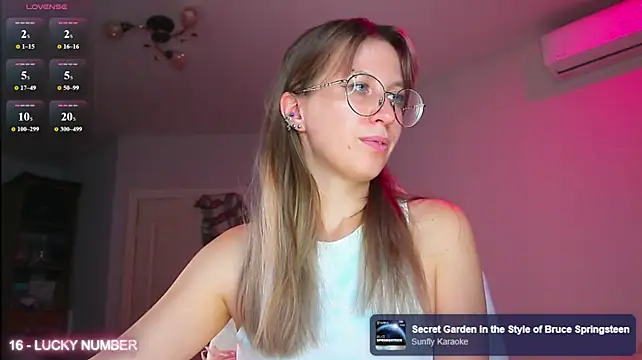 ms_allison_w webcam