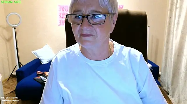 Sandra_Snowflake live cam preview