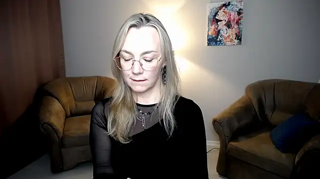 Ava_Elior webcam