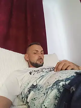 papichulo0099 webcam