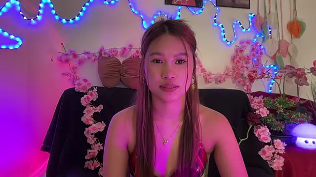 elonarae webcam