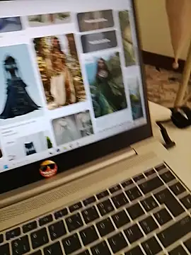 bellahot34