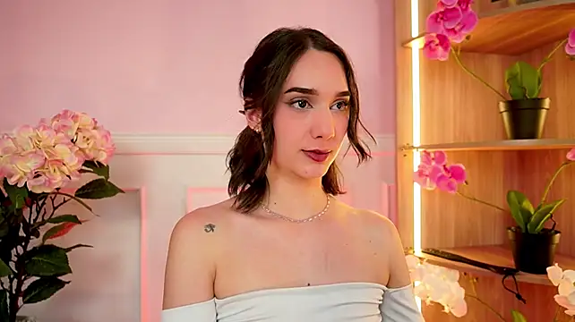 ZoeBelmont webcam