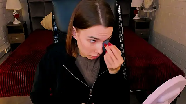ElzaMadison webcam