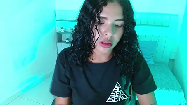 Niki_Rous live cam preview