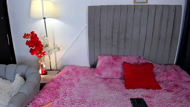 Perceo_moon26 live cam on StripChat