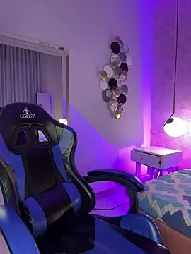magic_kira_foxxx
