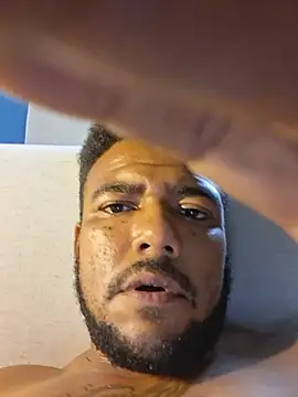BigDickdaddy121213 webcam