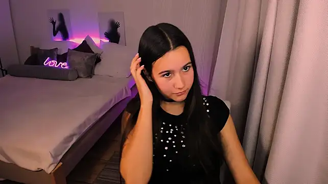 GabrielleEvy webcam