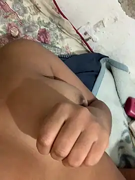 Lelesexblack live cam on StripChat