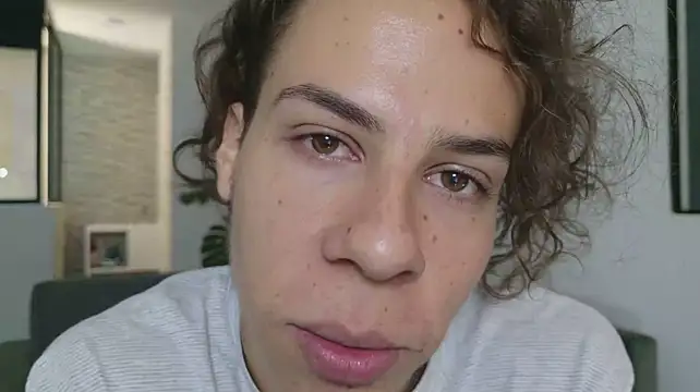 grey___27 webcam