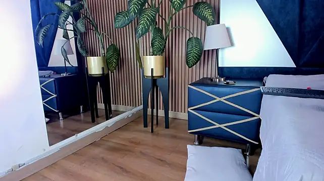 Olivia_Collinns1 webcam