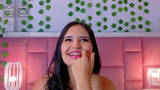 kaily_sweet1 live cam on StripChat