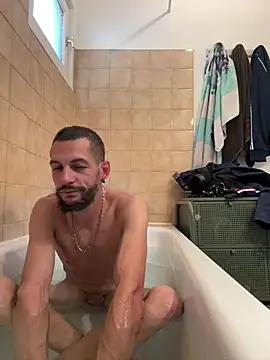 Lebarbu69020 live cam on StripChat
